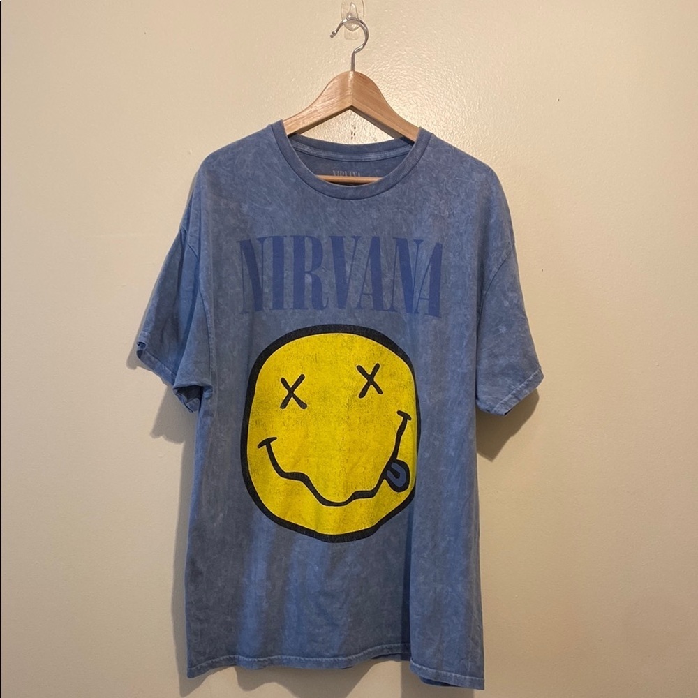Nirvana Blue Graphic T-Shirt. Size XL. Unisex model